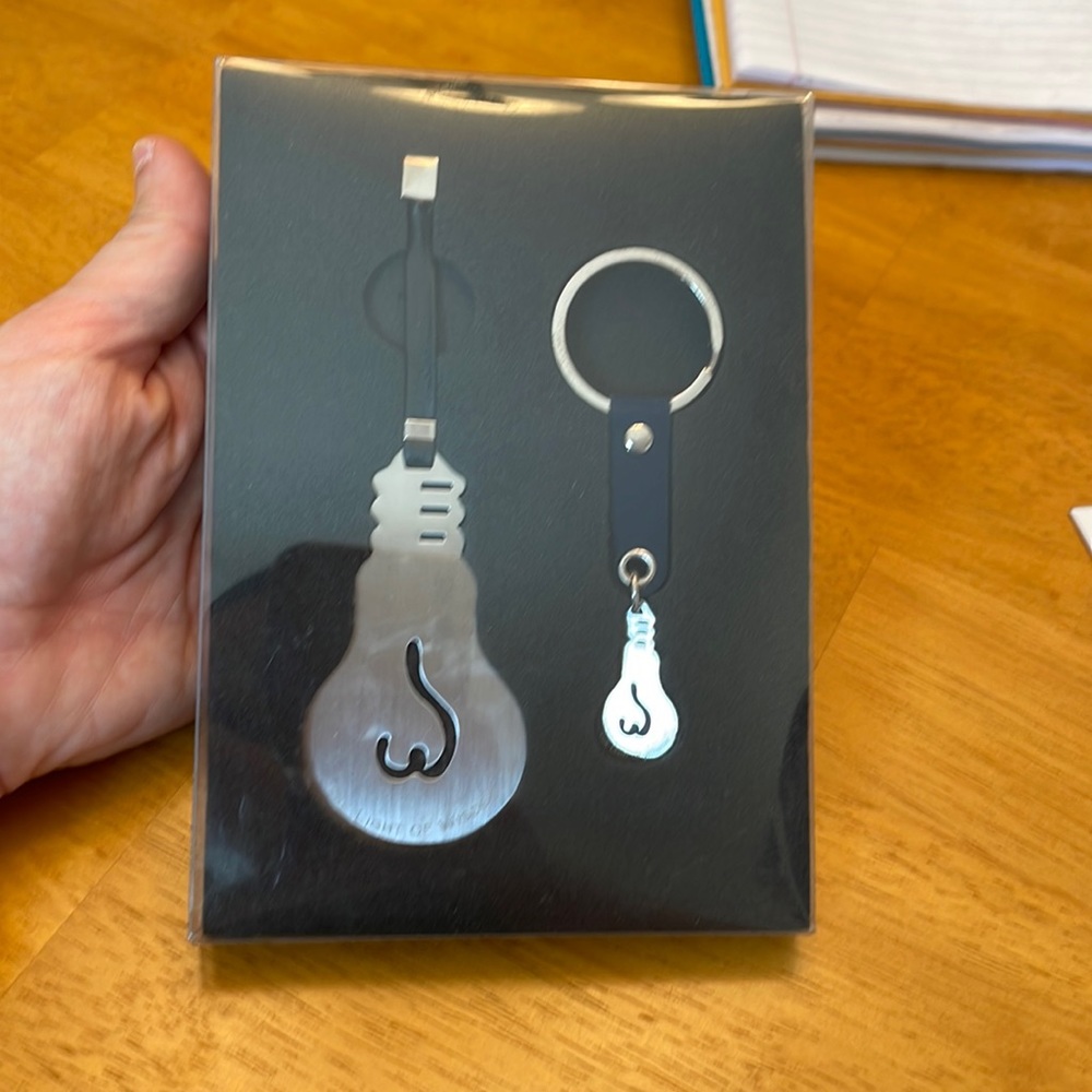 Bookmark and Key Ring Set-The Power of Light